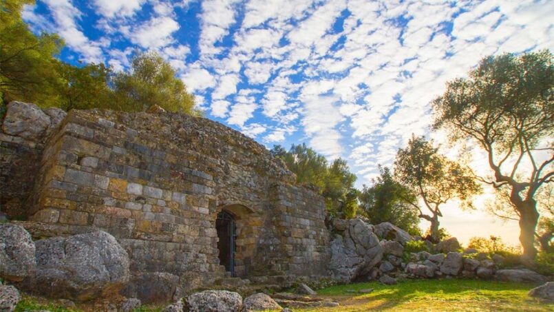 Descubriendo el pasado romano en Ocuri: Un fascinante yacimiento arqueológico en la Sierra de Cádiz